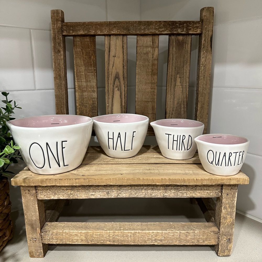 🆕 Rae Dunn | Ceramic Measuring Cups with Pink Interior!